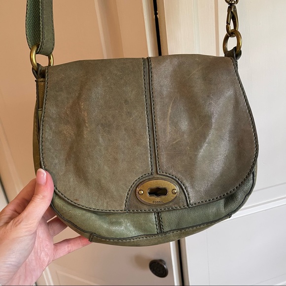 Fossil Crossbody Light Green Saddle Flap - Picture 2 of 9